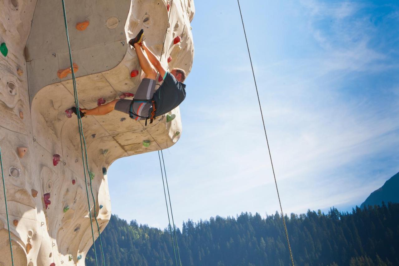 Sport Resort Fiesch, Garni Aletsch المظهر الخارجي الصورة